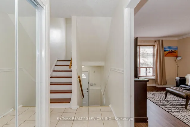 Additional image 9 of 82 Guildford Cres Unit 82