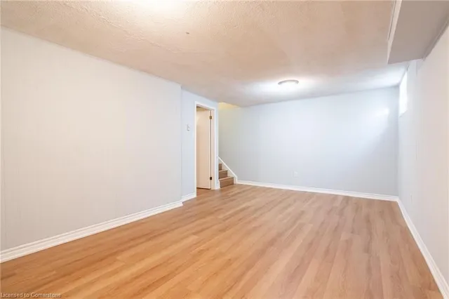 Additional image 17 of 586 Renforth Dr Unit 40