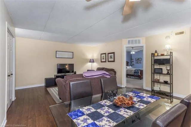 Additional image 10 of 1411 Walker's Line Unit 216