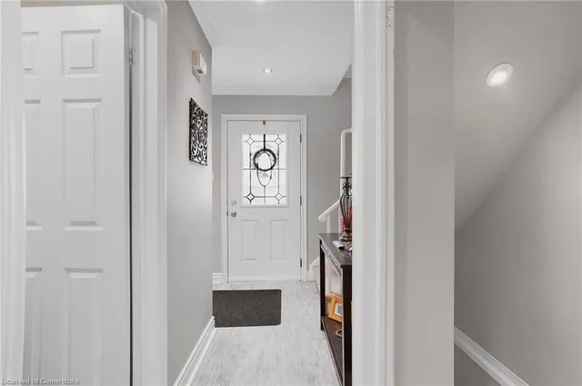 Additional image 6 of 5080 New St Unit 26