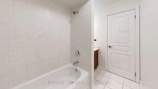 Additional image 32 of 4123 Shipp Dr Unit 42