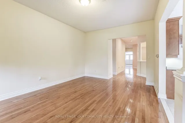 Additional image 18 of 71 Louvain Dr