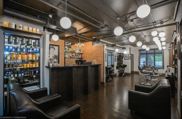 Additional image 6 of 2082 Pine St