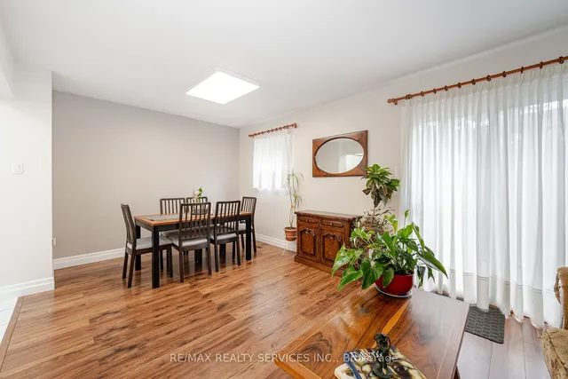 Additional image 7 of 54 Tara Park Cres