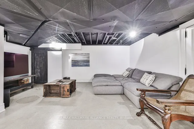 Additional image 35 of 138 Cavendish Crt