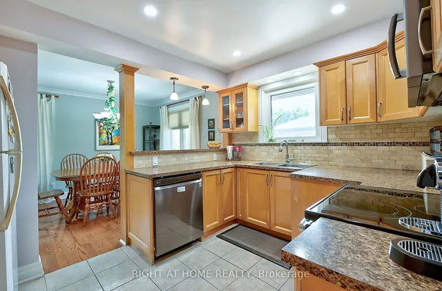 Additional image 6 of 32 Del Ria Dr