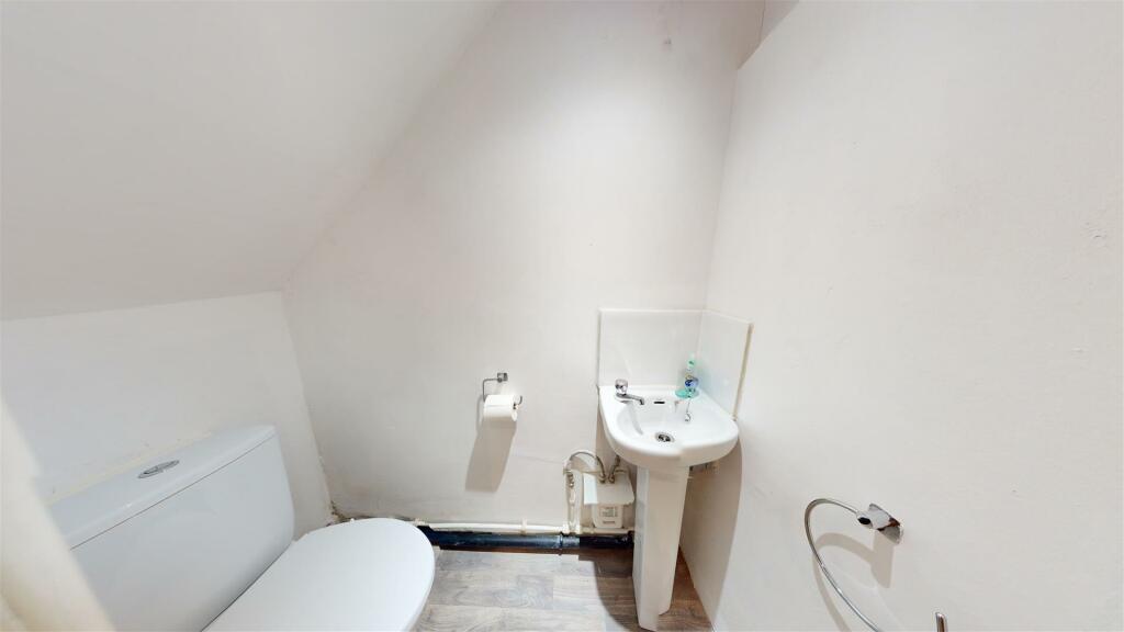 Additional image 10 of Retail Shop & Apartment. Earby