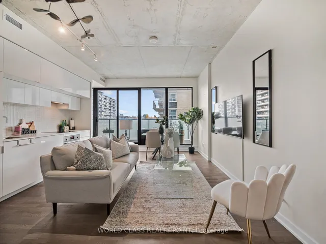 Additional image 4 of 185 Roehampton Ave Unit 208