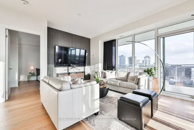 Additional image 16 of 2025 Maria St Unit 807