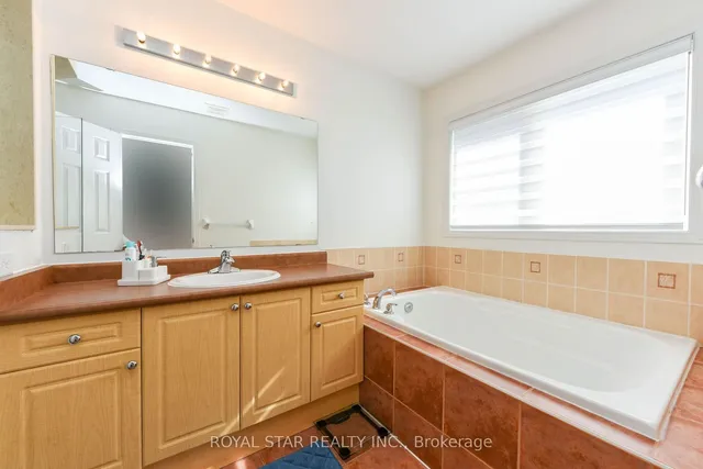 Additional image 21 of 11 Brucewood Rd Unit 113