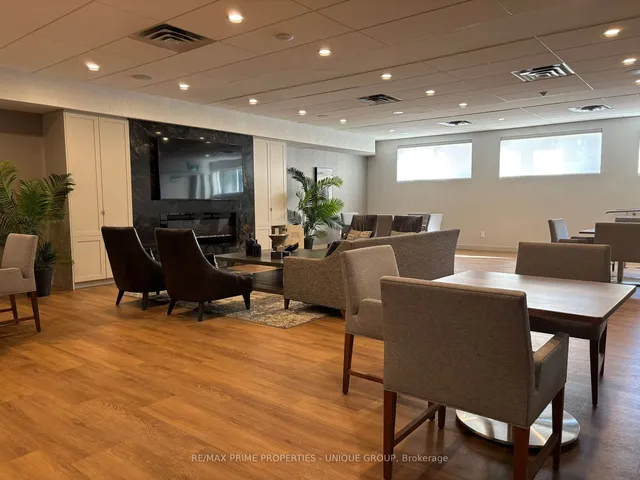 Additional image 29 of 30 Gloucester St Unit 1802