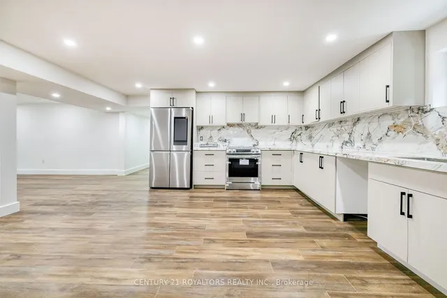 Additional image 32 of 47 Moore St