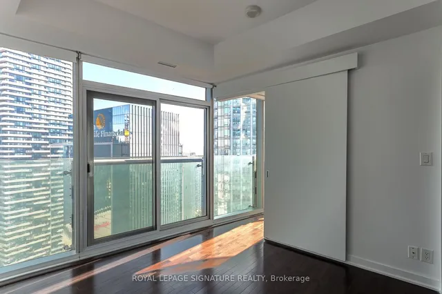 Additional image 17 of 12 York St Unit 4202