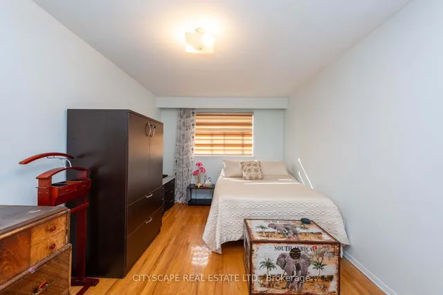 Additional image 23 of 32 Vodden Crt