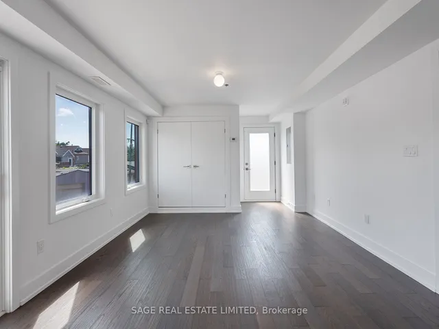 Additional image 8 of 1183 Dufferin St Unit 109
