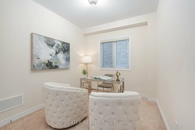 Additional image 18 of 8 Tetra Crt