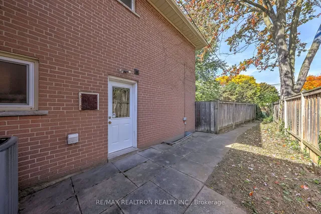 Additional image 34 of 16 Wyvern Rd