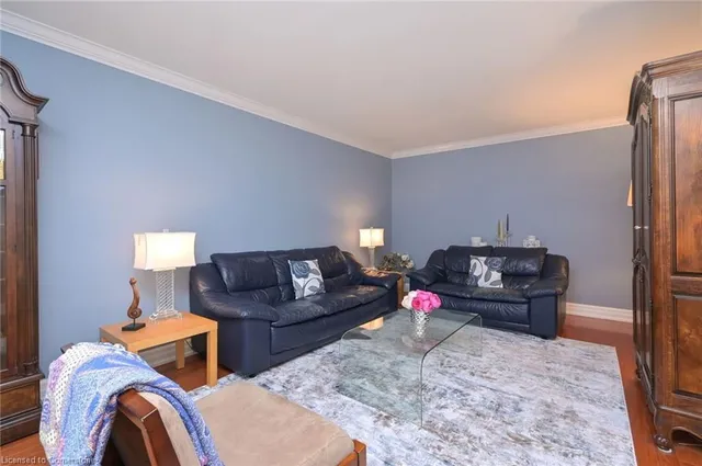 Additional image 6 of 14 Penrose Crt