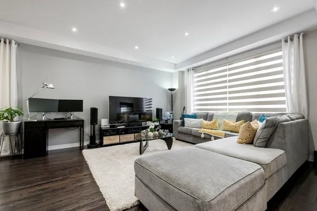 Additional image 12 of 22 SELSDON St