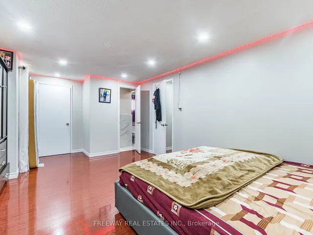 Additional image 20 of 60 Banting Cres