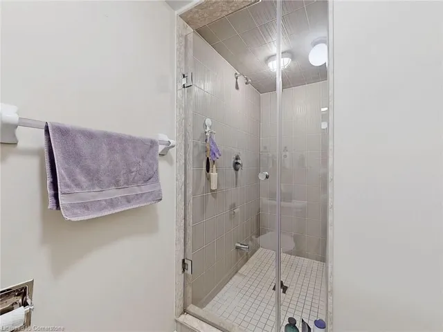 Additional image 23 of 39 Hays Blvd Unit 20