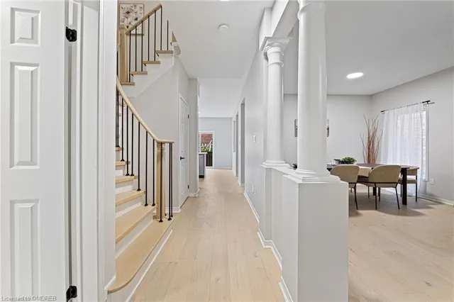 Additional image 12 of 486 Acumen Crt