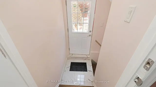 Additional image 31 of 11 Cavalier Crt