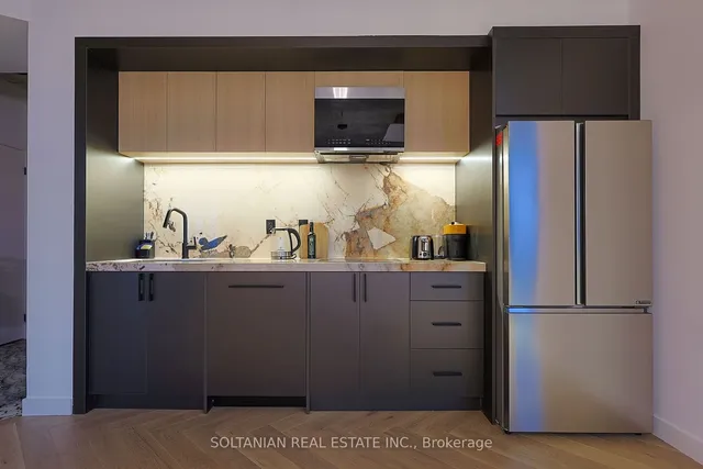 Additional image 8 of 55 Bremner Blvd Unit 1810