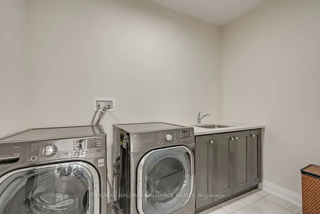 Additional image 36 of 3186 Hines Dr