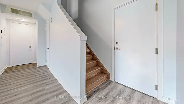 Additional image 23 of 155 Veterans Dr Unit 4