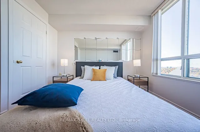 Additional image 11 of 2627 Mccowan Rd Unit 2005