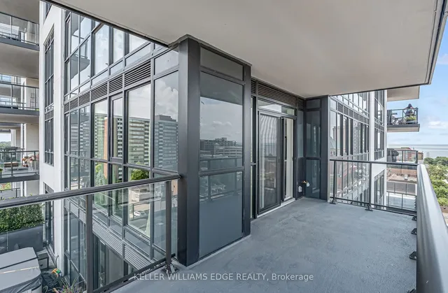 Additional image 21 of 2007 James St Unit 707