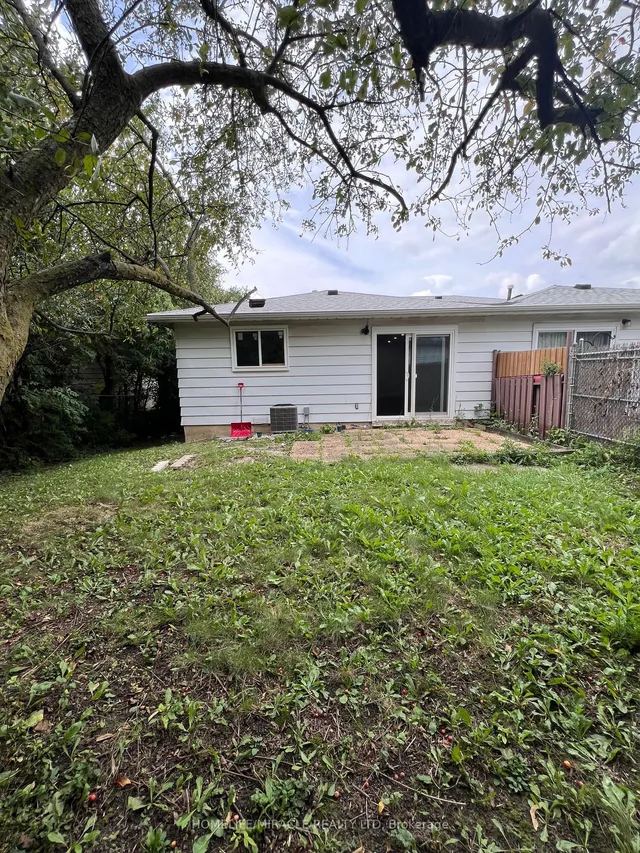 Additional image 16 of 93 Greenbriar Rd