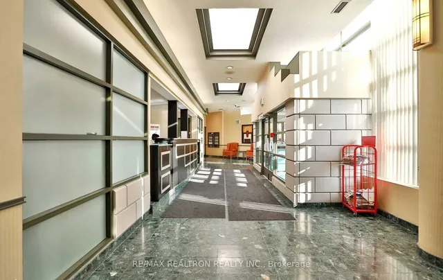 Additional image 17 of 4185 Shipp Dr Unit 618