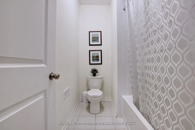 Additional image 25 of 20 Fuller St