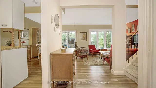 Additional image 8 of 4 Greenfield Sq