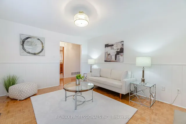 Additional image 14 of 141 Kingsbridge Garden Circ