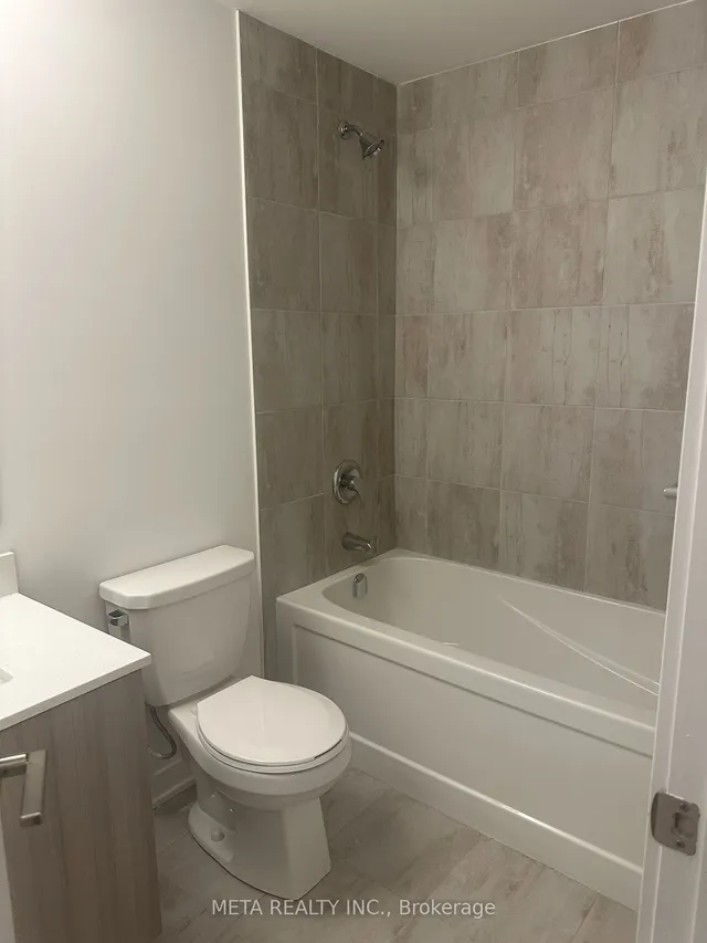 Additional image 6 of 4035 Hickory Dr Unit Th09