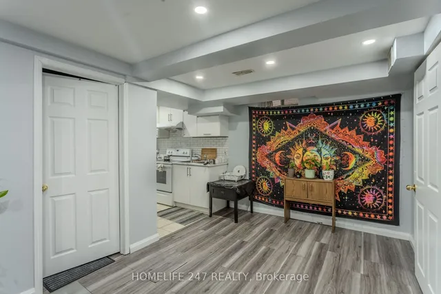 Additional image 33 of 7138 Village Walk