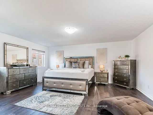 Additional image 21 of 14 Canary Clse