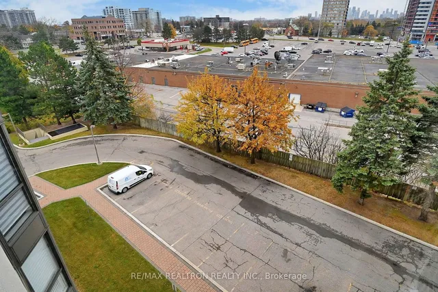 Additional image 30 of 1155 Bough Beeches Blvd Unit 604