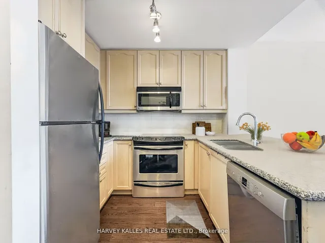 Additional image 7 of 308 Palmerston Ave Unit PH09