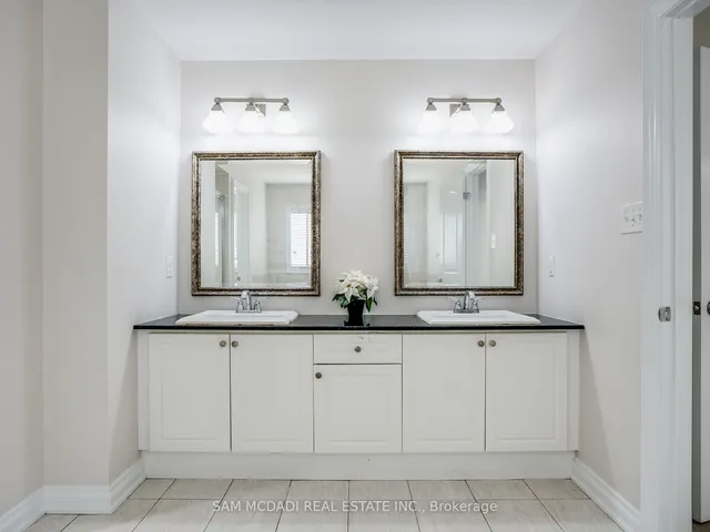 Additional image 21 of 7 Canis St