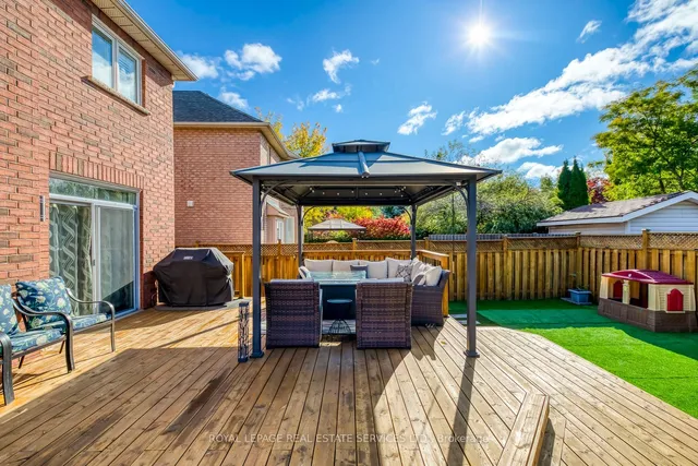 Additional image 38 of 2484 Logan Ave