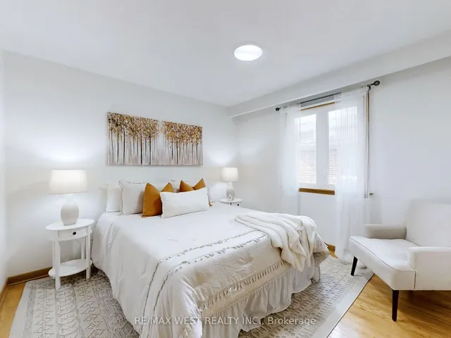 Additional image 11 of 42 Swordbill Dr