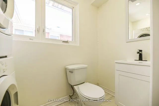 Additional image 22 of 43 Mallard Cres