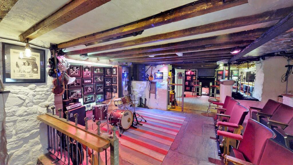 Additional image 14 of McCullough's Music Tavern & Burnulfsuuic Restaurant. Barnoldswick