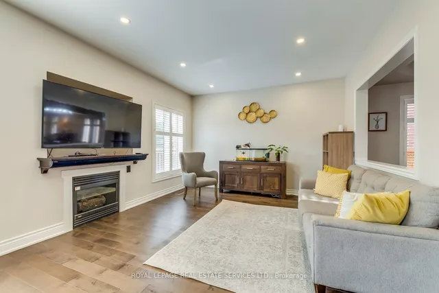 Additional image 14 of 2484 Logan Ave