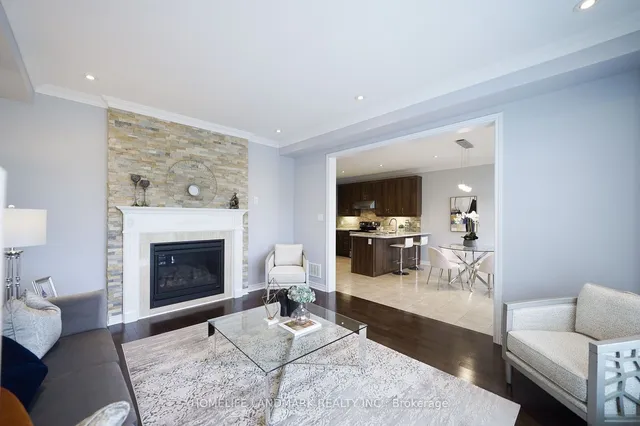 Additional image 18 of 101 Kaitting Tr