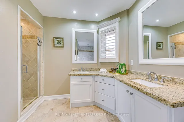 Additional image 20 of 2892 Arlington Dr